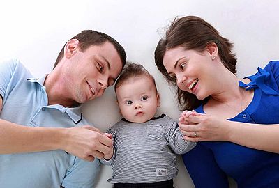 Ein Leben lang genießen. Wir wählen die richtigen Materialien, prüfen sie sorgfältig und verbauen sie meisterhaft. Sie werden persönliche Lebensqualität und hohen Werterhalt bekommen.